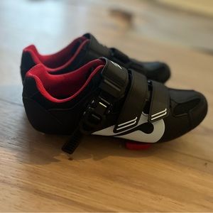 Peloton cycling shoes - Size 37